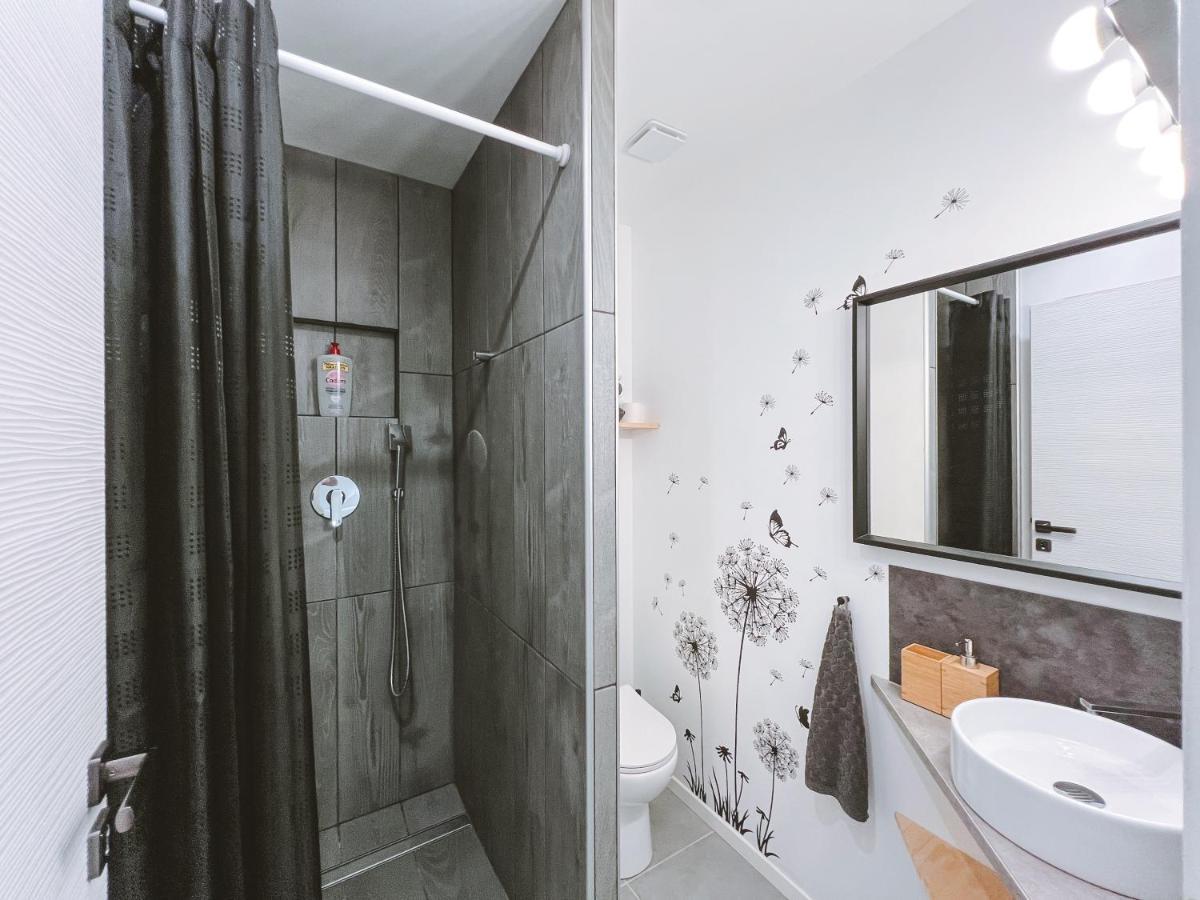 Sky - Gite Meuble & Confort Drome - Ecolodgite Laveyron Εξωτερικό φωτογραφία