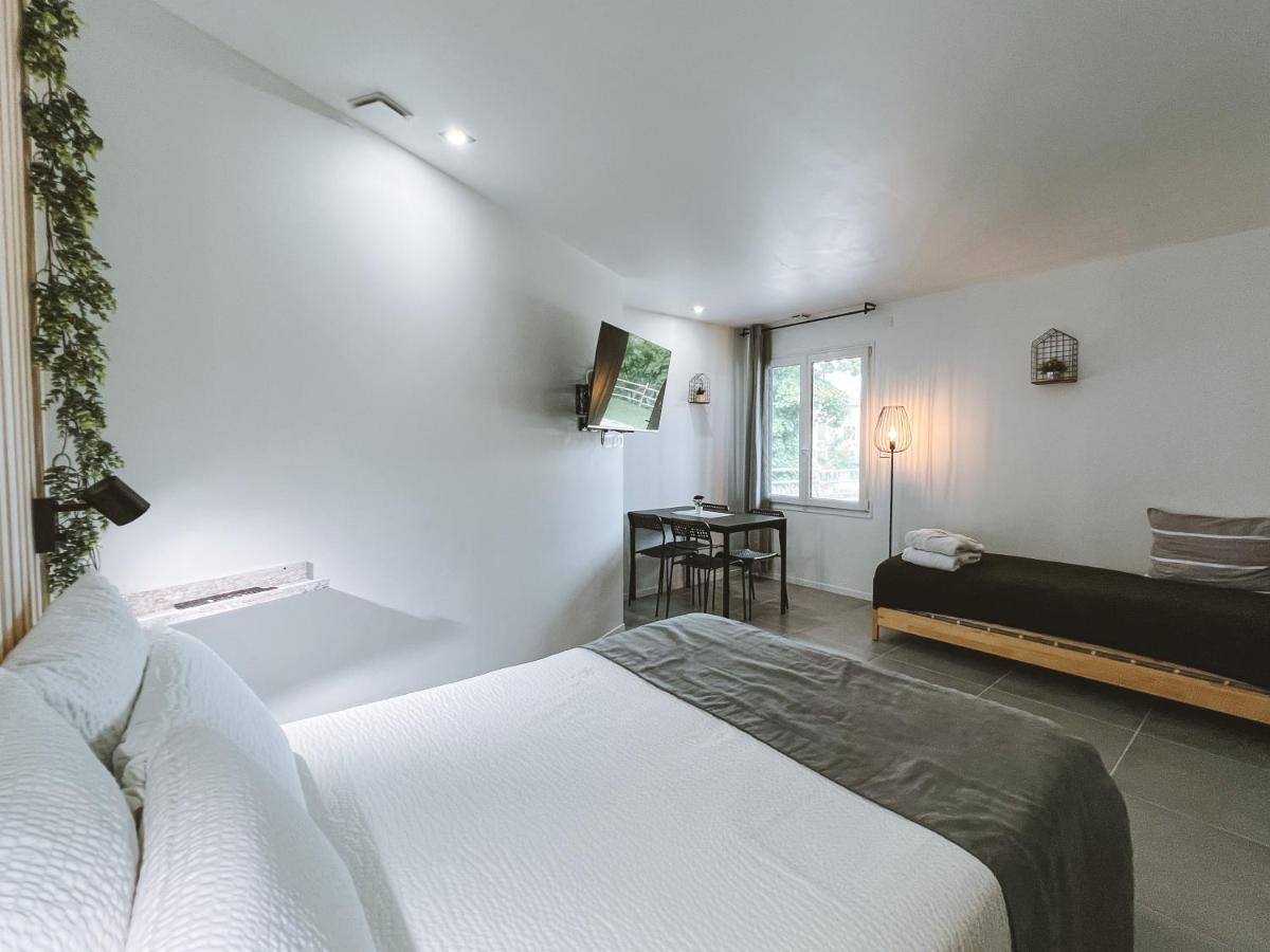 Sky - Gite Meuble & Confort Drome - Ecolodgite Laveyron Εξωτερικό φωτογραφία